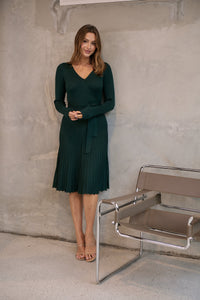 Parker Emerald Long Sleeve Pleated Knit Midi Dress