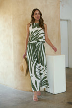 Load image into Gallery viewer, Deja Green/White BOLD Print Pants - Part of a set