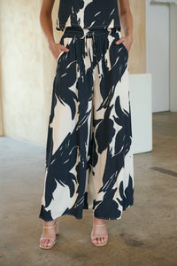 Deja Black/Cream BOLD Print Pants - Part of a set