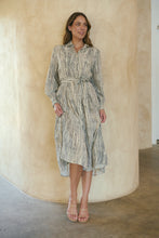 Load image into Gallery viewer, Stassie Long Sleeve Collared Beige/Black Print Button Midi Dress