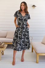 Load image into Gallery viewer, Bailey Black/White Leaf Print Cap Sleeve Midi Dress