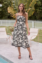 Load image into Gallery viewer, Avelie Trim Linen Blend Cream/Black Baroque Print Dress