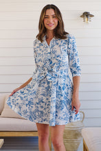 Load image into Gallery viewer, Romona 3/4 Sleeve White/Blue Palm Print Collared Dress