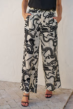 Load image into Gallery viewer, Jazzlyn Black/White Print Wide Leg Pant