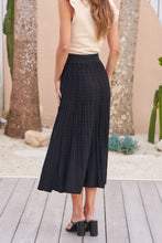 Load image into Gallery viewer, Alice Aline Black Textured Knit Skirt