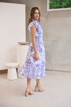 Load image into Gallery viewer, Lucia Blue/White Collared Frill Sleeve Pleated Midi Dress