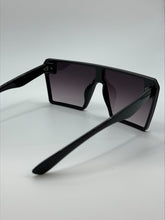Load image into Gallery viewer, Merlot Black Sunglasses