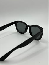 Load image into Gallery viewer, Fransesca Black Sunglasses