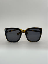 Load image into Gallery viewer, Mabel Brown Tort Sunglasses