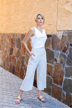 Load image into Gallery viewer, Shianne Beige Linen Culotte