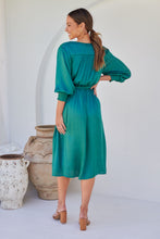 Load image into Gallery viewer, Jordan L/Sleeve Emerald Satin Dress