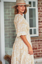 Load image into Gallery viewer, Pippa Half Sleeve White Paisley Print Maxi Dress