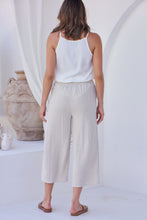 Load image into Gallery viewer, Clover Beige Linen Culotte Pants