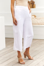 Load image into Gallery viewer, Shianne White Linen Culotte