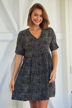 Load image into Gallery viewer, Regina Button Front Black Speckled Print Smock Dress