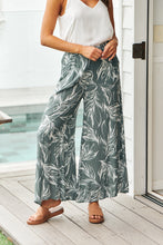 Load image into Gallery viewer, Marin Palm Print Pant